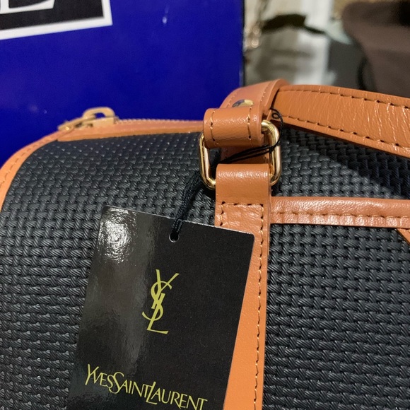 YSL Handbag - Picture 4 of 8